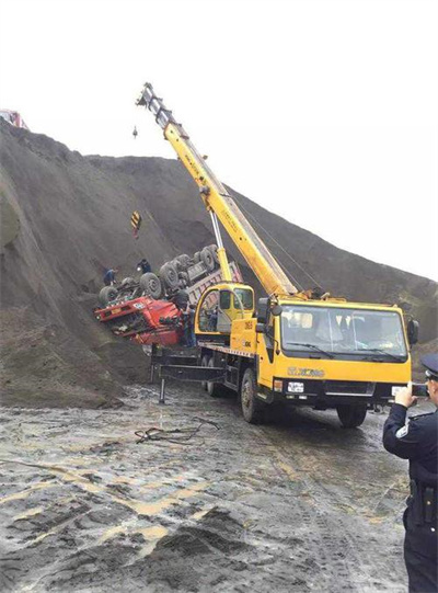 松溪上犹道路救援